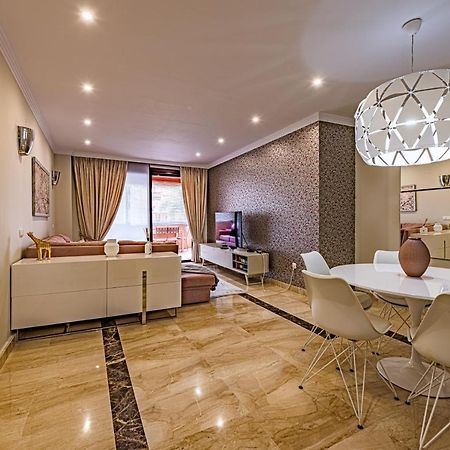 Marina Luxury Apartment Estepona Bagian luar foto