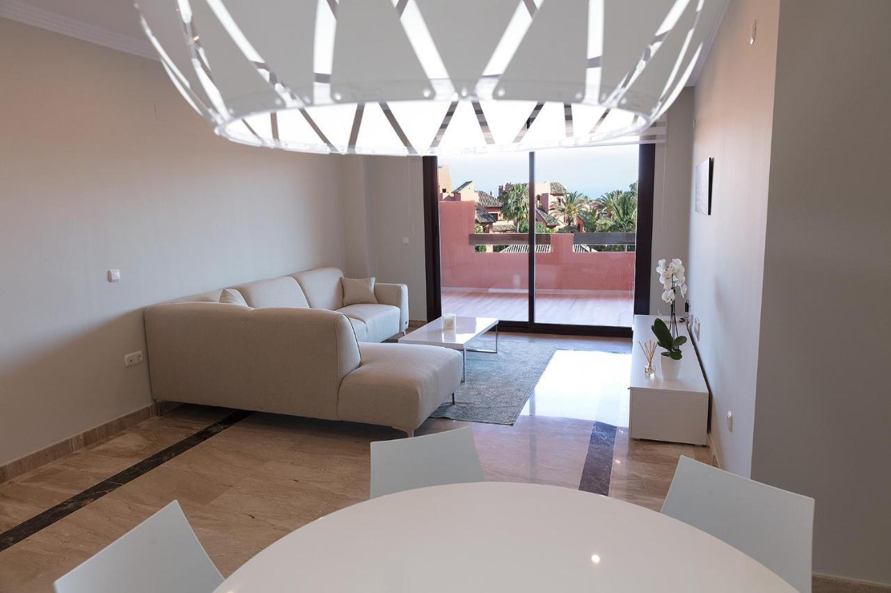 Marina Luxury Apartment Estepona Bagian luar foto