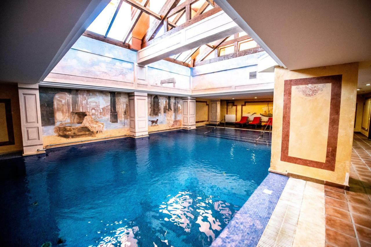 Marina Luxury Apartment Estepona Bagian luar foto